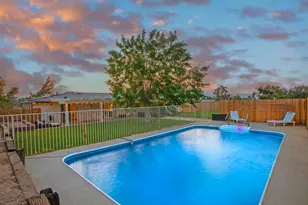 7607 Lucerne Vista Ave, Yucca Valley, CA 92284 - Photo 2