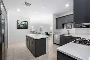 35425 Domani Dr, Palm Desert, CA 92211 - Photo 16