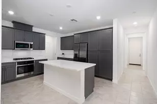 35425 Domani Dr, Palm Desert, CA 92211 - Photo 12