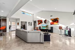 11 Vista Loma Dr, Rancho Mirage, CA 92270 - Photo 8