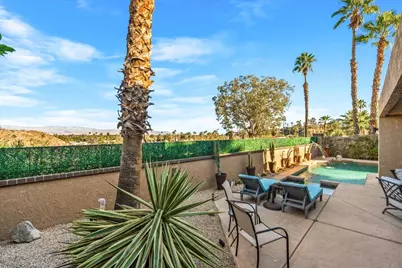 11 Vista Loma Drive, Rancho Mirage, CA 92270 - Photo 32