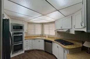 38521 Cactus Ln, Palm Desert, CA 92260 - Photo 12