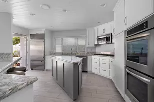 2117 Miramar Dr, Newport Beach, CA 92661 - Photo 14