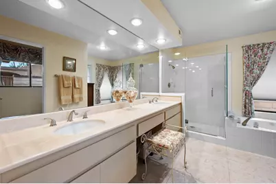 7562 Regency Drive, Palm Springs, CA 92264 - Photo 18