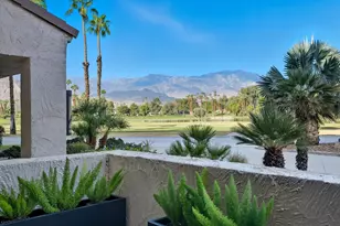 910 Island Dr, Rancho Mirage, CA 92270 - Photo 2
