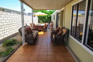 38520 Commons Valley Dr, Palm Desert, CA 92260 - Photo 2