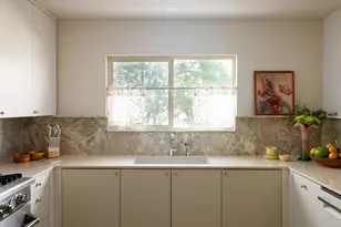 298 N Farrell Dr, Palm Springs, CA 92262 - Photo 32