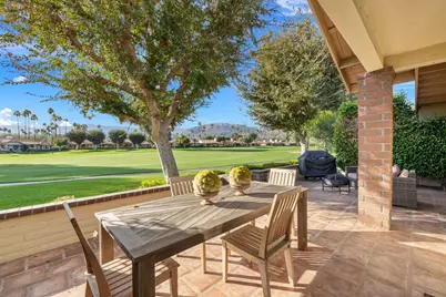 213 Las Lomas, Palm Desert, CA 92260 - Photo 2