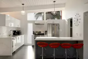 302 E Racquet Club Rd, Palm Springs, CA 92262 - Photo 12