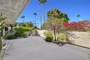 1878 E Chia Rd, Palm Springs, CA 92262 - Photo 6