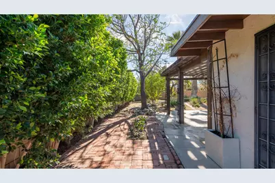 9980 Hoylake Road, Desert Hot Springs, CA 92240 - Photo 28