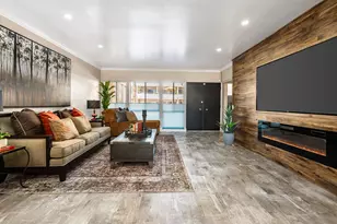 277 E Alejo Rd, Palm Springs, CA 92262 - Photo 2