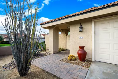 29 Verde Way, Palm Desert, CA 92260 - Photo 2