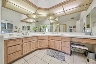 39 Blue River Dr, Palm Desert, CA 92211 - Photo 4