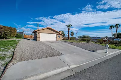 13400 Hidalgo Street, Desert Hot Springs, CA 92240 - Photo 44