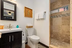 46500 Cameo Palms Dr, La Quinta, CA 92253 - Photo 26