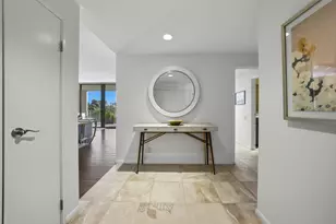 910 Island Dr, Rancho Mirage, CA 92270 - Photo 2