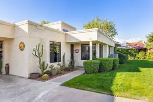 215 Via Reneca, Palm Desert, CA 92260 - Photo 1