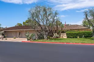 70 Columbia Dr, Rancho Mirage, CA 92270 - Photo 10