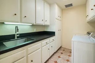 70 Columbia Dr, Rancho Mirage, CA 92270 - Photo 28