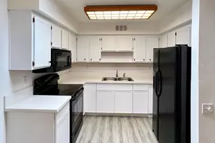 3067 Sunflower Cir E, Palm Springs, CA 92262 - Photo 4