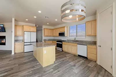 8680 Monument View Drive, Yucca Valley, CA 92284 - Photo 8