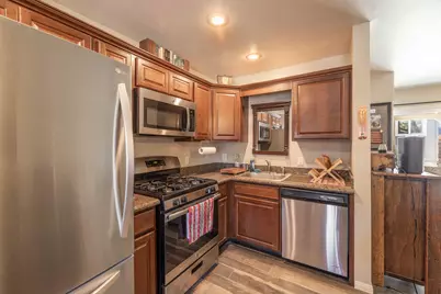 696 Highland Lane, Sugarloaf, CA 92386 - Photo 4