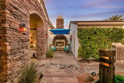 50 Toscana Way E, Rancho Mirage, CA 92270 - Photo 10