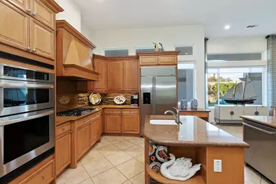 50 Toscana Way E, Rancho Mirage, CA 92270 - Photo 34