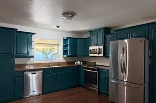 39246 Manzanita Dr, Palm Desert, CA 92260 - Photo 10