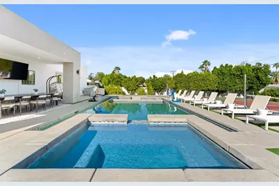 2150 N Farrell Drive, Palm Springs, CA 92262 - Photo 32