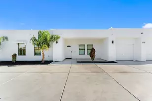 2150 N Farrell Dr, Palm Springs, CA 92262 - Photo 40