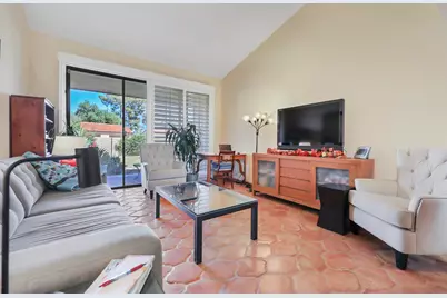 44 Malaga Drive, Rancho Mirage, CA 92270 - Photo 2