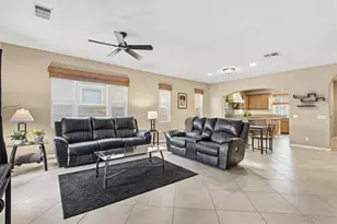 653 Calle Vibrante, Palm Desert, CA 92211 - Photo 4
