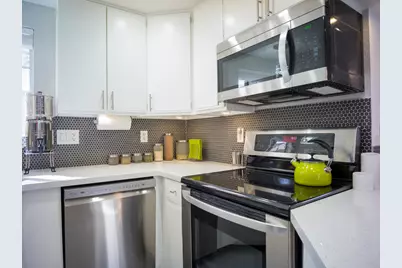 2700 Lawrence Crossley Road #7, Palm Springs, CA 92264 - Photo 12