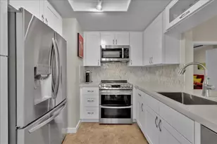 36266 Avenida De Las Montanas, Cathedral City, CA 92234 - Photo 12