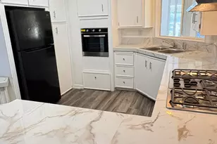 30 Diamond E Dr, Palm Desert, CA 92260 - Photo 16