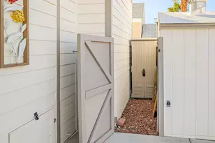 70200 Dillon Road, Desert Hot Springs, CA 92241 - Photo 8