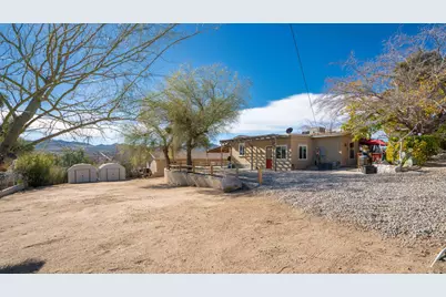 6913 Apache Trail, Yucca Valley, CA 92284 - Photo 46