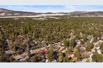 526 Kern, Sugarloaf, CA 92386 - Photo 4