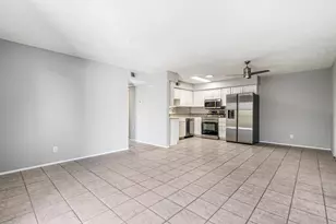 1391 Sunflower Cir S, Palm Springs, CA 92262 - Photo 10