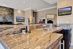 38410 Zinnia Ln E, Palm Desert, CA 92211 - Photo 10