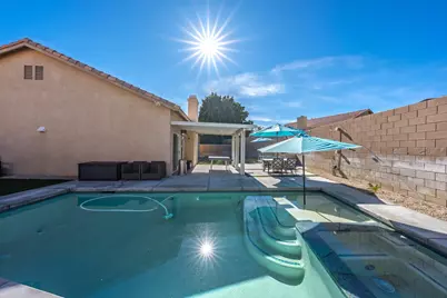 69572 Ridgeway Avenue, Cathedral City, CA 92234 - Photo 22