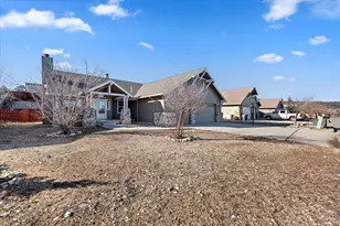 329 Pine Ln, Big Bear City, CA 92314 - Photo 10