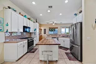 13667 Overlook Dr, Desert Hot Springs, CA 92240 - Photo 8