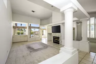 404 Links Dr, Palm Desert, CA 92211 - Photo 8