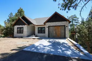 736 Villa Grove Ave, Big Bear City, CA 92314 - Photo 4
