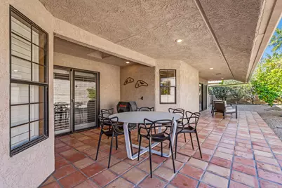 9520 Ekwanok Drive, Desert Hot Springs, CA 92240 - Photo 10