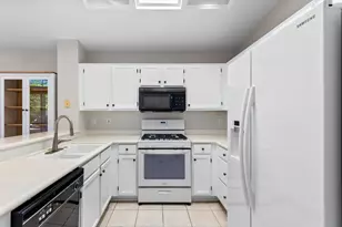 78410 Prairie Flower Dr, Palm Desert, CA 92211 - Photo 8