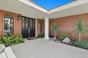 72550 Greenbriar Ln, Palm Desert, CA 92260 - Photo 4